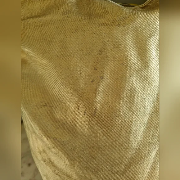 Betsey Johnson Rare Vintage "Bundle Up With Me" Gold Tote Bag | GUC - Picture 12 of 16